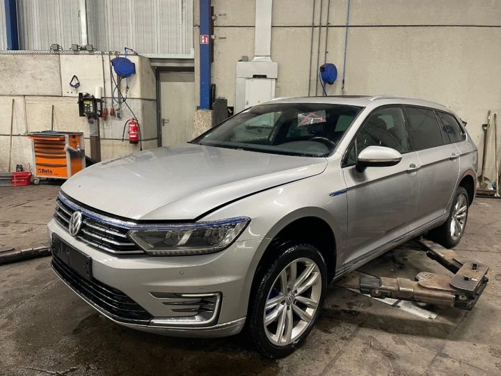 Volkswagen Passat Variant 3G5 2015 - н.в. Амортизатор газовый CUKC, фото 5