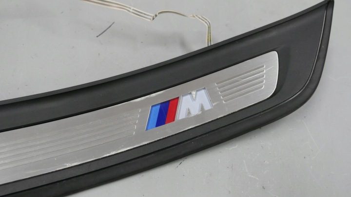 BMW G30 G31 НАКЛАДКА ПОРОГА С ПОДСВЕТКОЙ ПРАВАЯ ЗАДНЯЯ M-ПАКЕТ 8064906, фото 6