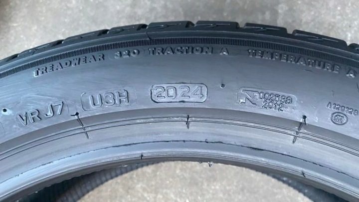 Шина летняя Bridgestone Turanza T005 225/45R18 91 В, фото 3