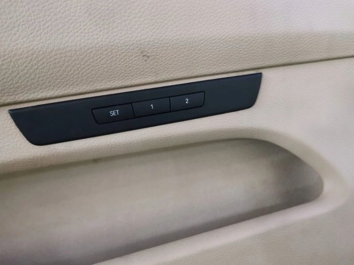 ОБШИВКА ДВЕРИ ЛЕВАЯ ПЕРЕДНЯЯ BMW F07 VENTOBEIGE, фото 2