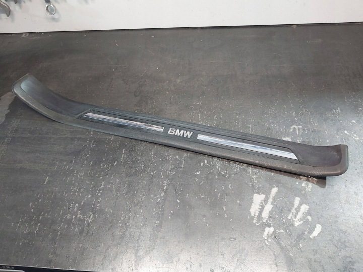 Накладка порога двери передней правой BMW 5 E39 8159932, фото 1