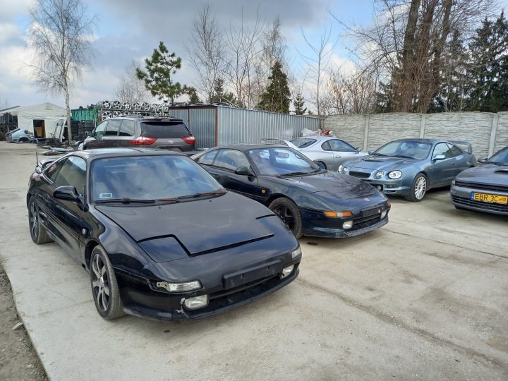 Toyota MR2 SW20 2,0 лючок горловины бензобака петля, фото 2