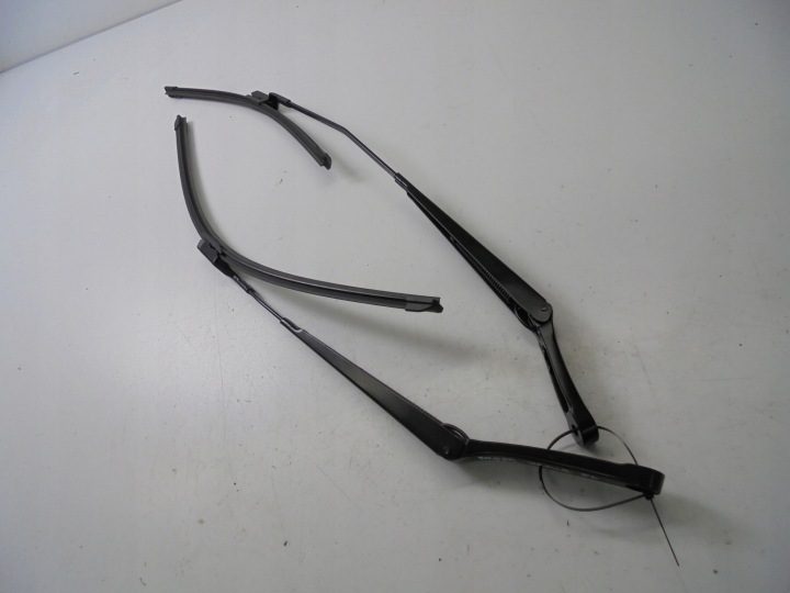 ПОВОДОК ДВОРНИКА ПЕРЕДНИЙ SKODA KAMIQ 658 657955409 657955410, фото 1