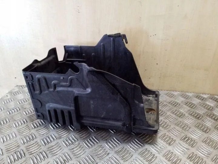 Крышка аккумулятора Volvo S80 II 2.4D D5 185 л.с., фото 2