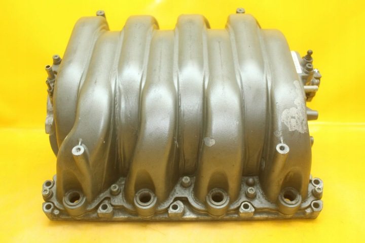 Впускной коллектор Audi A6 C6 S6 C5 4.2 бензин штырь 079133185, фото 1