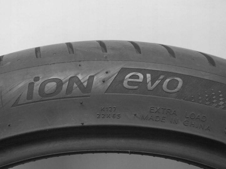Шина летняя Hankook Ion Evo 235/40R19 96 Вт защита диска, усилитель (XL), фото 4
