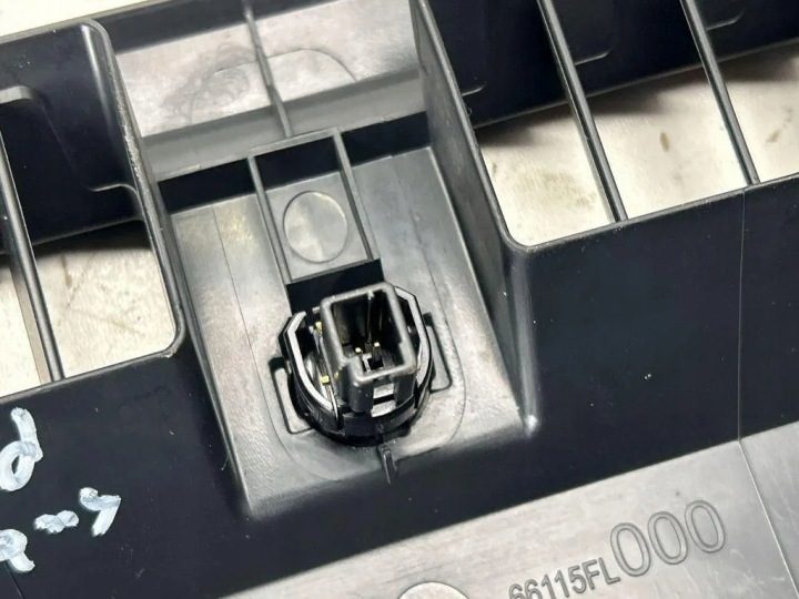Воздухозаборник консоли SUBARU FORESTER (SH_) 66115FL000 28174402 2.5L, фото 2