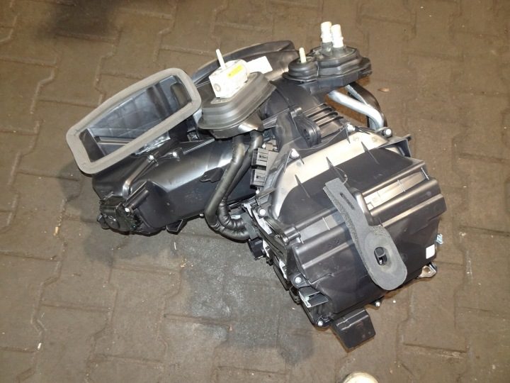 Ford Fiesta MK8 Отопитель EU H1BH19B555AE, фото 1