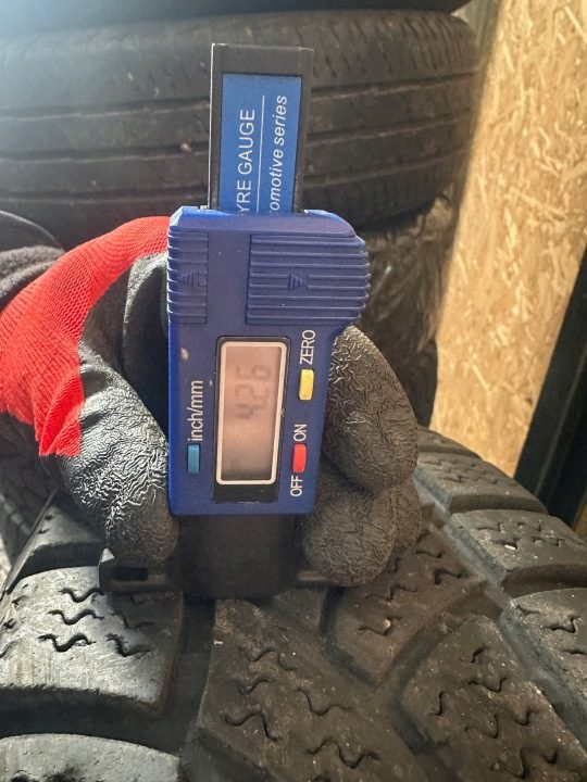 Шина зимняя Vredestein Comtrac Winter 195/80R14 106 R сцепление на снегу (3PMSF), фото 2