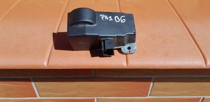 Блокиратор руля защелка 3C0905861C VW PASSAT B6, фото 1
