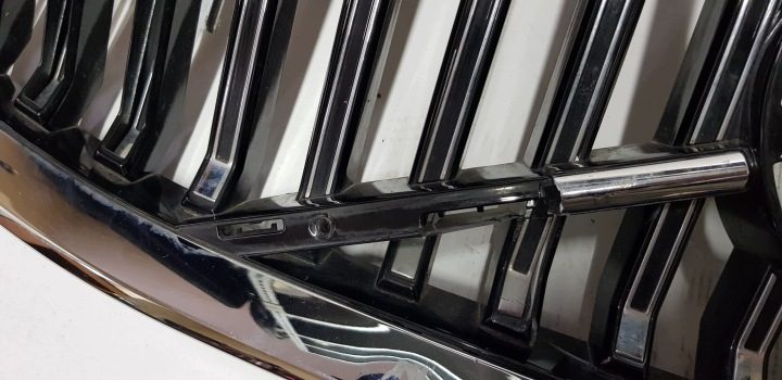 РЕШЕТКА РАДИАТОРА VOLVO XC60 II РЕСТАЙЛИНГ 21-25r R-DESIGN 32291026, фото 5