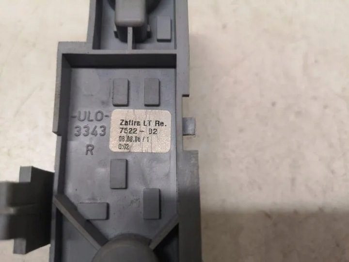 Контакты заднего фонаря OPEL ZAFIRA B (A05) 752202 1.9L дизель 110 кВт 2006, фото 2