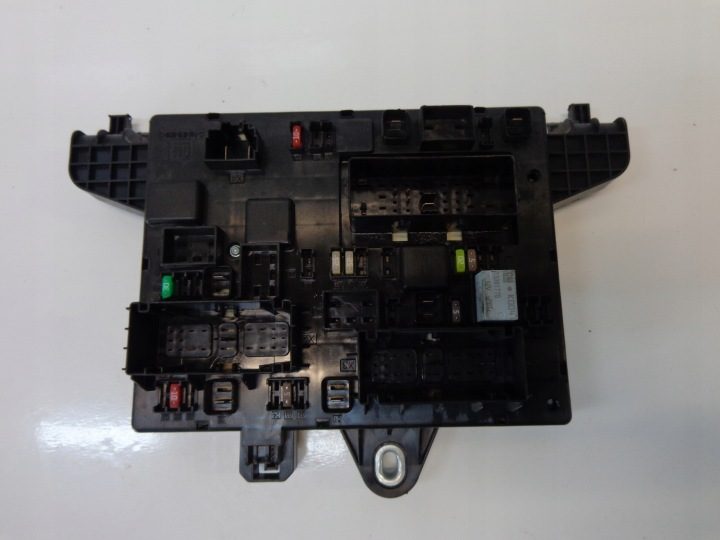 Блок предохранителей модуль Opel OE 13368651 UJ, фото 2
