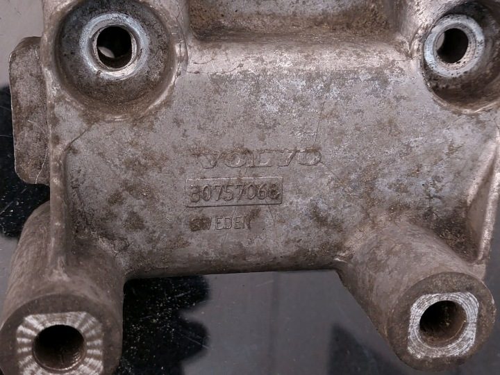 Натяжитель ремня генератора Volvo S60 30757282, фото 6