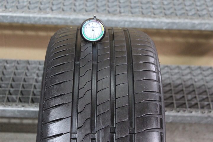 Шина летняя Firestone Roadhawk 235/45R18 98 Y защита диска, усилитель (XL), фото 1