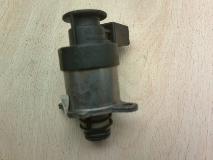 КЛАПАН РЕГУЛЯТОР ДАВЛЕНИЯ ТОПЛИВА VW AUDI SEAT SKODA 1.6 2.0 TDI 0928400768, фото 2