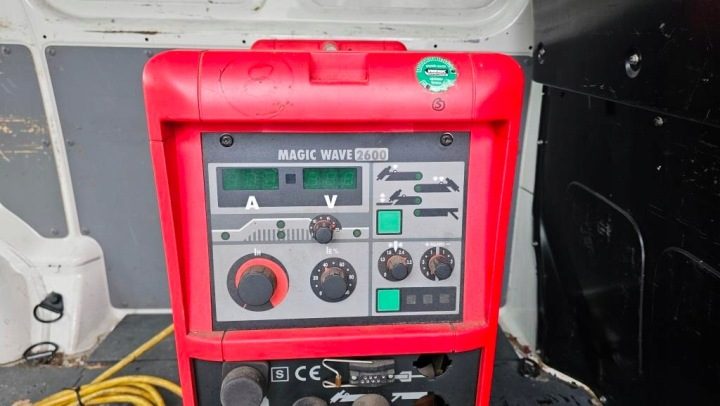 Сварочный аппарат TIG FRONIUS iWave 230 AC/DC + кронштейн THP220d 4m + корпус TTB220, фото 6
