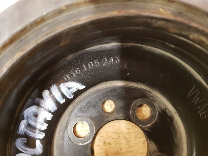 SKODA OCTAVIA I ШКИВ 03G105243, фото 3