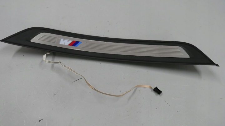 BMW G30 G31 НАКЛАДКА ПОРОГА С ПОДСВЕТКОЙ ПРАВАЯ ЗАДНЯЯ M-ПАКЕТ 8064906, фото 4
