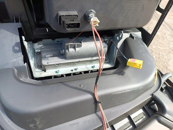 Торпедо Консоль VW Caddy III, фото 10