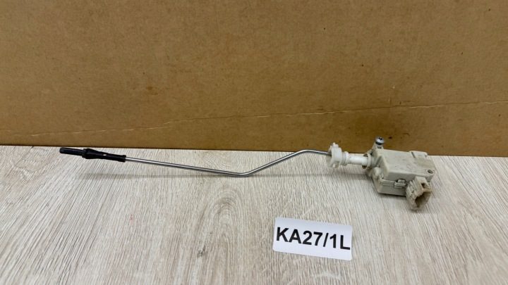 ПРИВОД ЛЮЧКА ГОРЛОВИНЫ БЕНЗОБАКА VW PASSAT B6 B7 3C 3C0810773 KA27/1L, фото 2