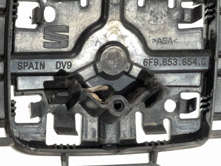 Решетка радиатора передняя Seat Leon (5F) 6F9853654C, фото 10