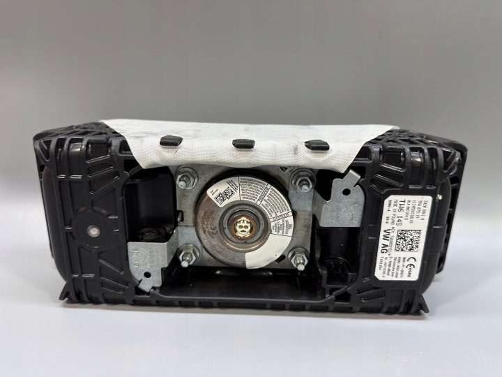AUDI Q2 Q3 81A ПОДУШКА БЕЗОПАСНОСТИ AIRBAG ПАССАЖИРА 81A880204D, фото 2