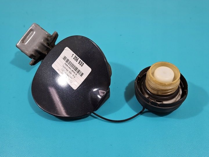 ЛЮЧОК ГОРЛОВИНЫ БЕНЗОБАКА TOYOTA AYGO I 05-14 ЧЕРНЫЙ 1E0 БЕЗ КЛЮЧА ДЛЯ KORKA C, фото 1