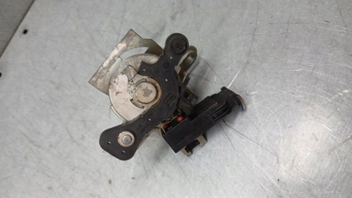 ЗАМОК КРЫШКИ AUDI A4 B5 РЕСТАЙЛИНГ 97-01R СЕДАН, фото 4