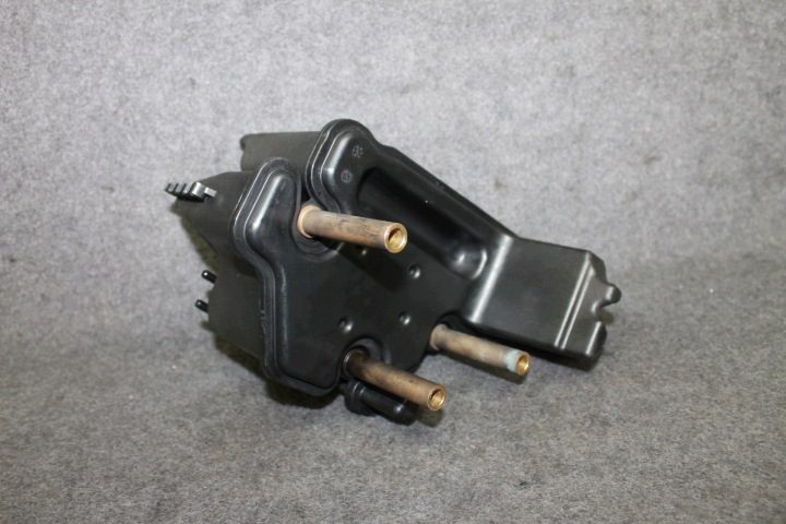 BMW F10 F01 E70 F15 M550DX M50D N57D30C БАК ВАКУУМНЫЙ 8512680, фото 3