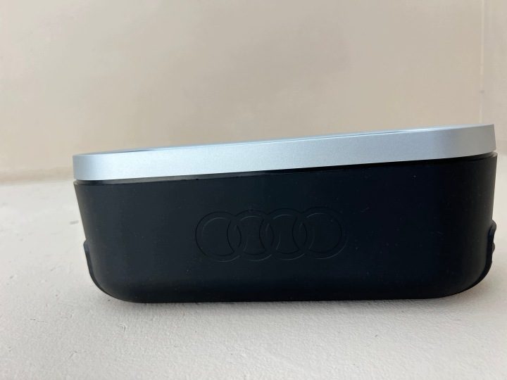 Audi зарядное устройство электрическое 8V4971675, фото 5