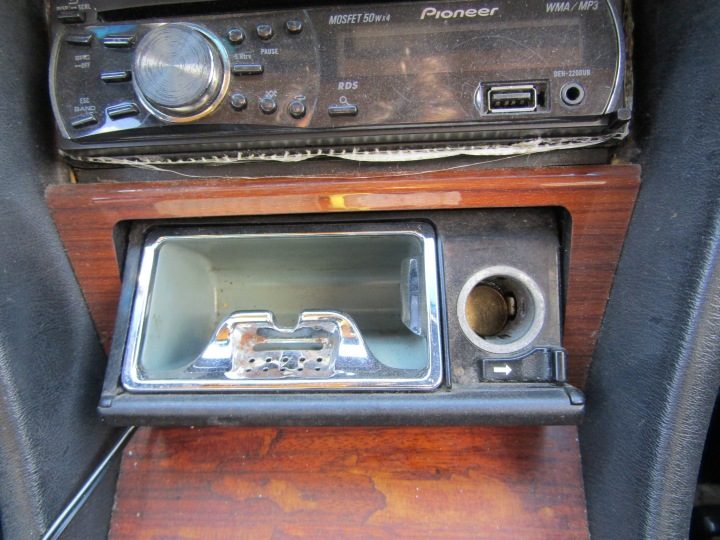 MERCEDES E W124 Пепельница, фото 1