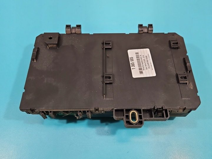 Блок предохранителей Opel Zafira B 13220831, фото 4