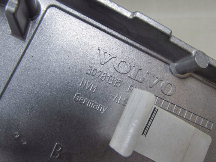 РЕШЕТКИ ОБДУВА CENTRALNE OE 30643315 VOLVO S80 II V70 III XC70 II 08-16R, фото 10