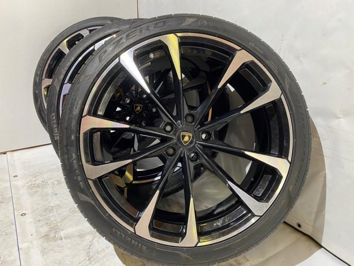 Колеса литые диски Lamborghini Urus R23 325/30R23 285/35R23, фото 2