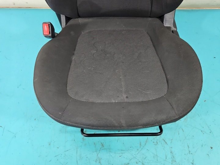 Сиденье левое переднее водителя Hyundai I20 I 08-14 европа 5D 5-Drzwi, фото 2