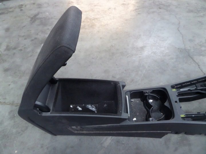 ЦЕНТРАЛЬНЫЙ ТОННЕЛЬ ПОДЛОКОТНИК VW PASSAT B7 3AA (Коричневый) 3C0863319AP, фото 3
