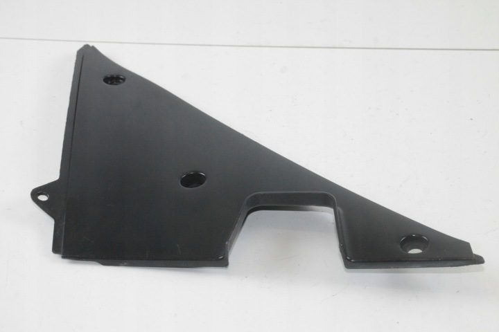 SUZUKI GSX-R 600 GSX-R 600 K1 K2 K3 ОБТЕКАТЕЛЬ ВСТАВКА ПЛАСТИК, фото 1