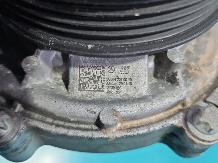 Помпа Mercedes W213 2.0 CDI 654920 A6542010010, фото 12