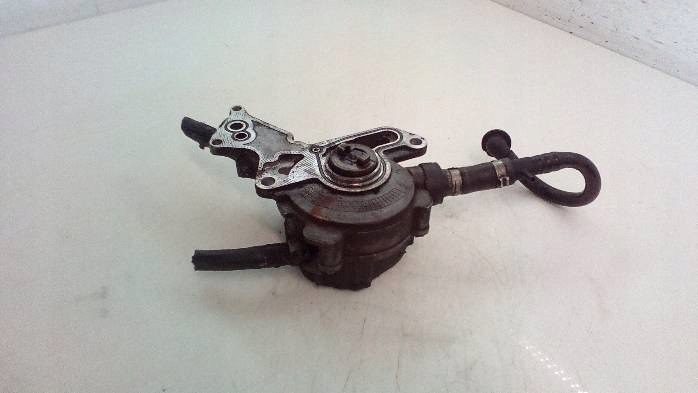 Насос вакуумный Audi A4 B6 1,9 TDI 038145209A, фото 1