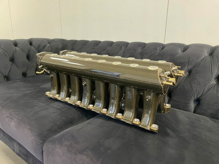 Впускной коллектор от Bugatti Chrion - carbonowy ostatnia штука, фото 4