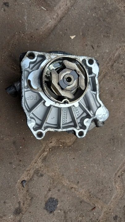 НАСОС ВАКУУМНЫЙ OPEL ZAFIRA B 06 г. 1.9CDTI, фото 1