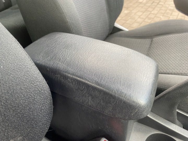 ПОДЛОКОТНИК Toyota Corolla E12 01-07, фото 2