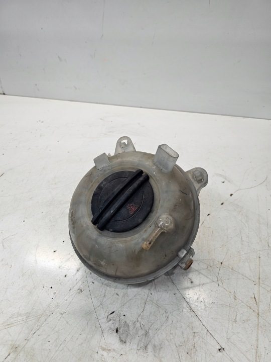 Расширительный бачок Audi A3 8V VW Seat 5Q0121407G, фото 2