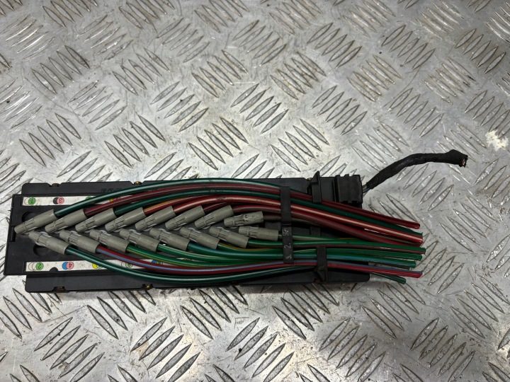 Mercedes C140 W140 распределитель воздуха 1408000178, фото 1