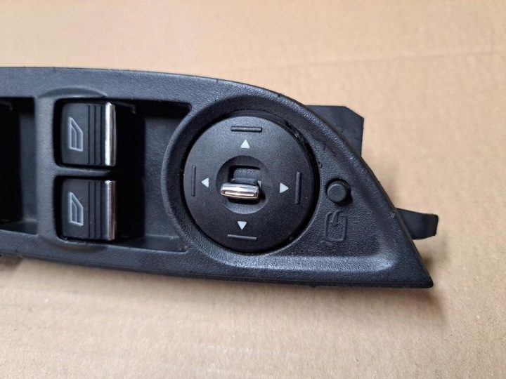 БЛОК КНОПОК СТЕКЛОПОДЪЕМНИКОВ ЛЕВЫЙ FOCUS MK3 AM5T-14A132-CA, фото 2