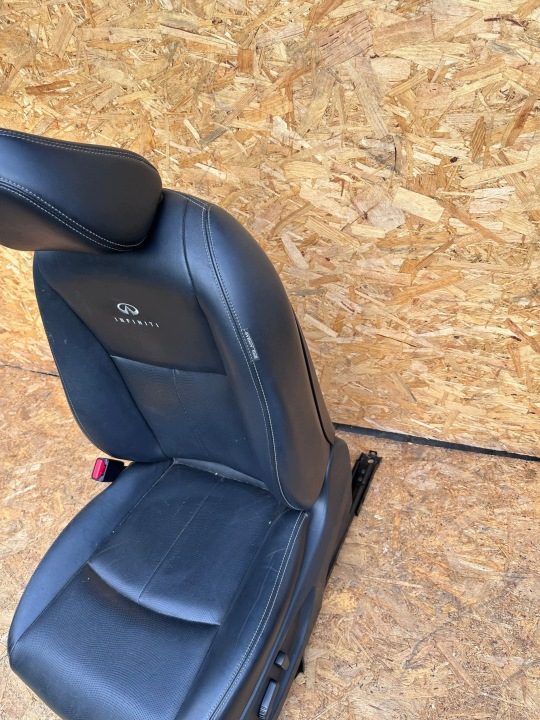 Infiniti Q50 Сиденье водителя Переднее сторона левая, фото 3