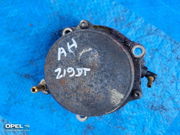 OPEL-ЗАПЧАСТИ | Astra H Zafira B Vectra C Насос вакуумный 1.9 Z19DT 55205444, фото 1