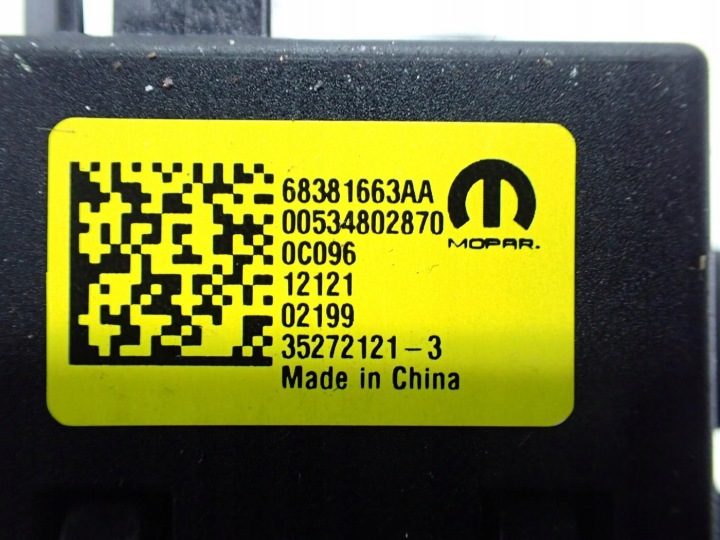 Гнездо порт USB европа 68381663AA 00534802870 Jeep Compass II 22 г., фото 5