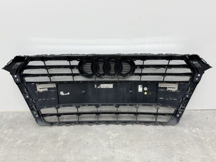 Audi A4 B9 S-Line 8W решетка радиатора хром 8W0853651AB 2016-2019, фото 11
